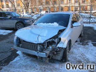 Битый автомобиль Opel Astra