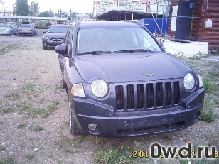 Битый автомобиль Jeep Compass