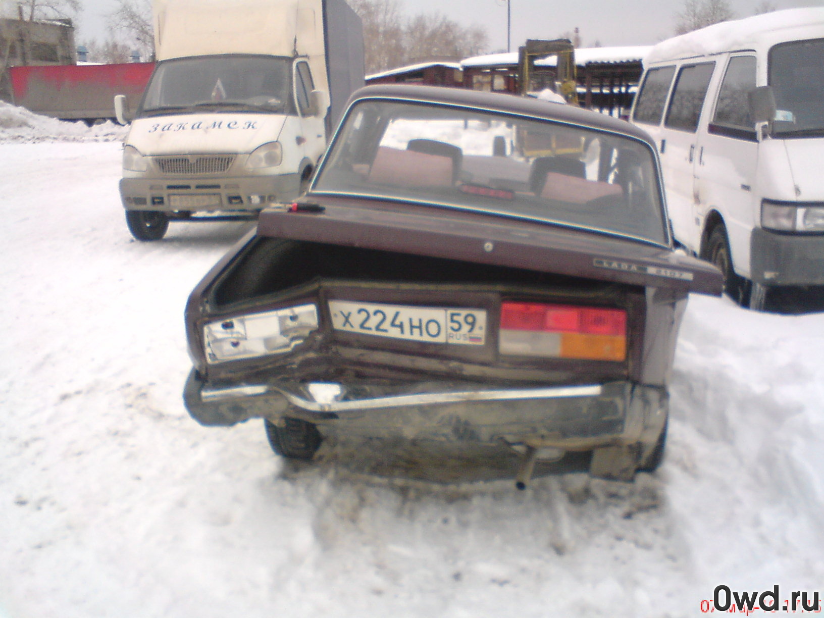 Битый автомобиль LADA (ВАЗ) 2107 (2006) в Перми